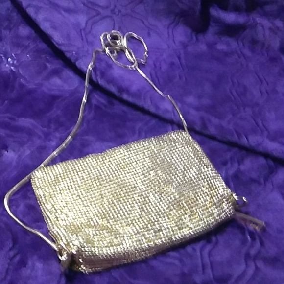 Purse - Picture 3 of 3